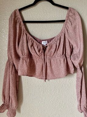 Le Lis brand long-sleeve dusty rose floral print crop top and a tie-front